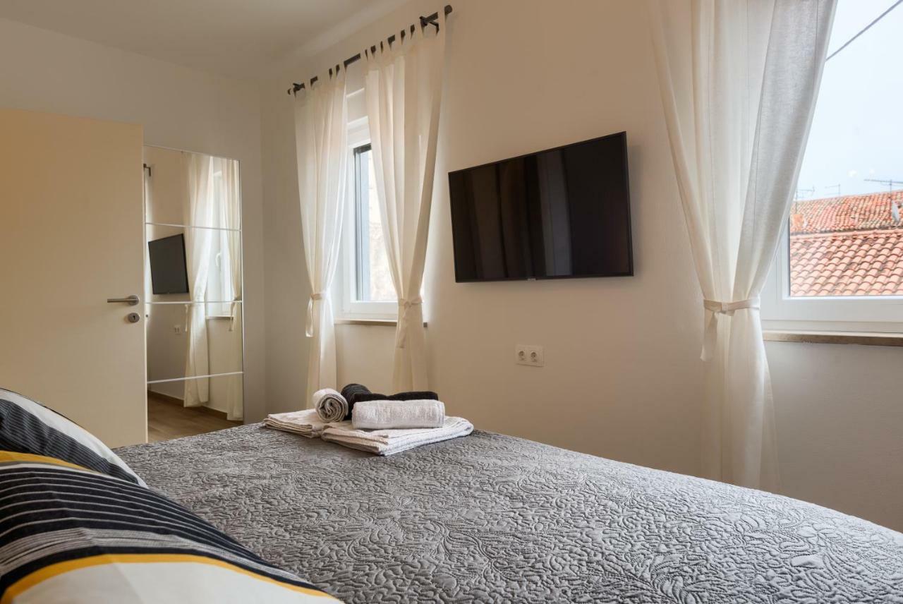 Apartments Dream In Arena 2 Pula Center Free Parking Extérieur photo